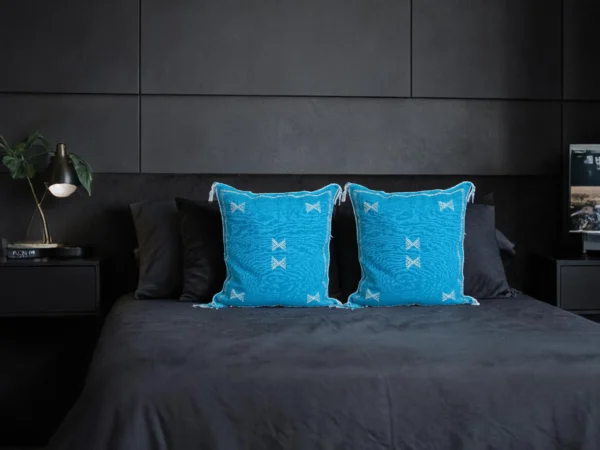 Azure Blue Moroccan Sabra Silk Pillow Cover – Tazenakht Stars | 19×18 | Handwoven