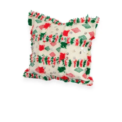 Front view of handmade Moroccan Khenifra cushion with Handira-style diamond pattern