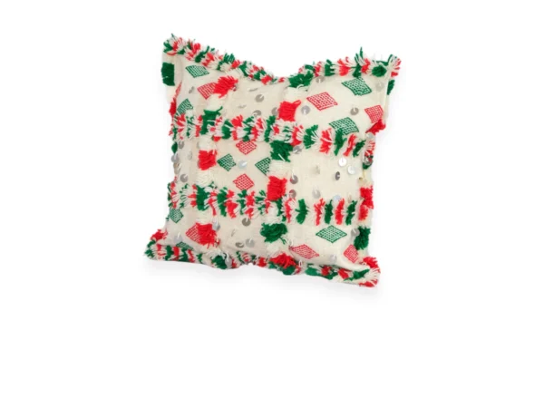 Front view of handmade Moroccan Khenifra cushion with Handira-style diamond pattern