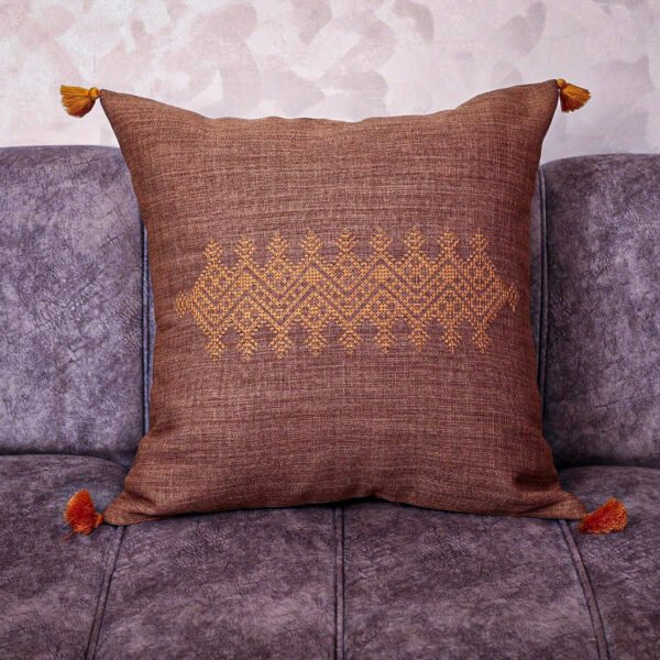 Fassi embroidered linen pillow 20×20 in chocolate brown with amber saffron geometric band and mustard tassels – Tigemi handmade Morocco